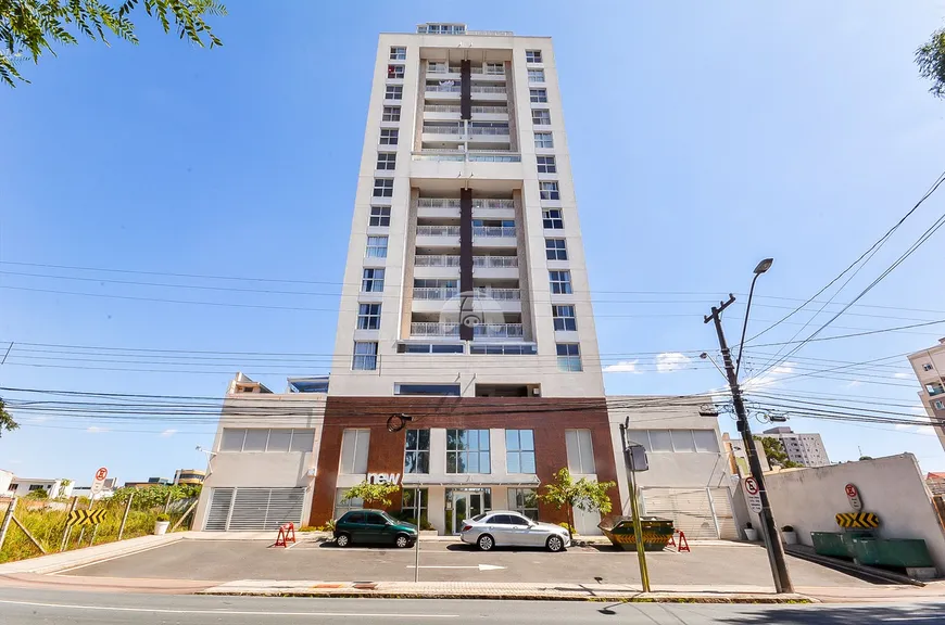 Foto 1 de Apartamento com 2 Quartos à venda, 58m² em Capão Raso, Curitiba