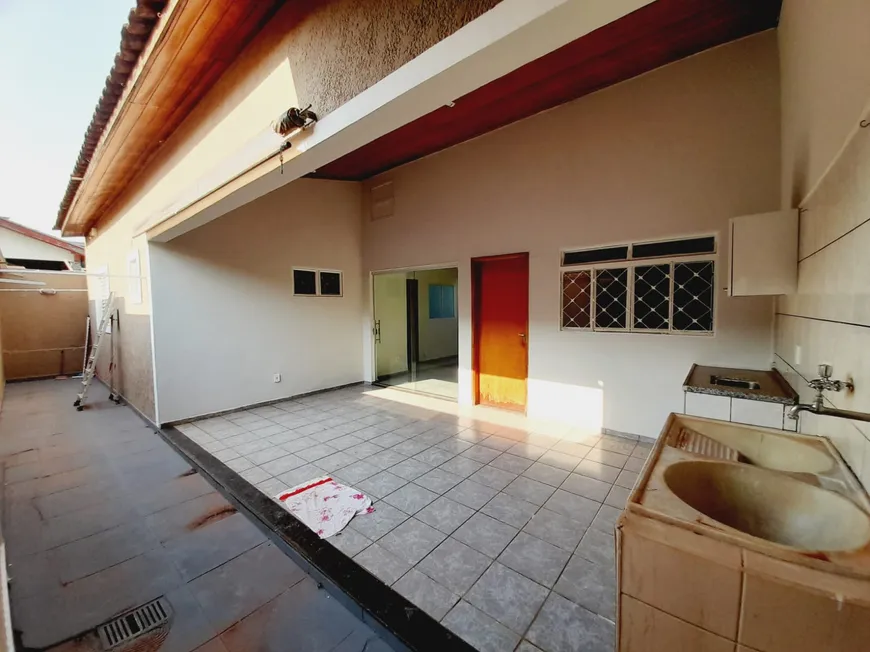 Foto 1 de Casa com 2 Quartos à venda, 100m² em Parque Residencial Dom Lafayete Libanio, São José do Rio Preto