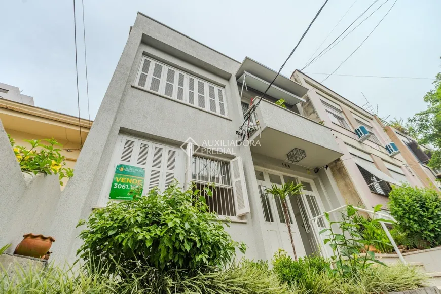 Foto 1 de Apartamento com 2 Quartos à venda, 70m² em Petrópolis, Porto Alegre