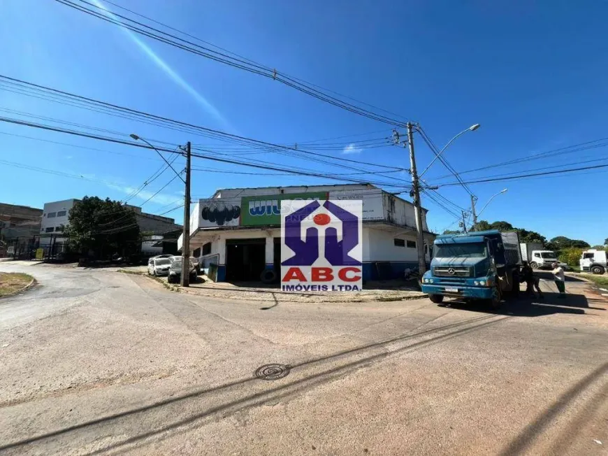 Foto 1 de Galpão/Depósito/Armazém para alugar, 800m² em Área de Desenvolvimento Econômico, Ceilândia