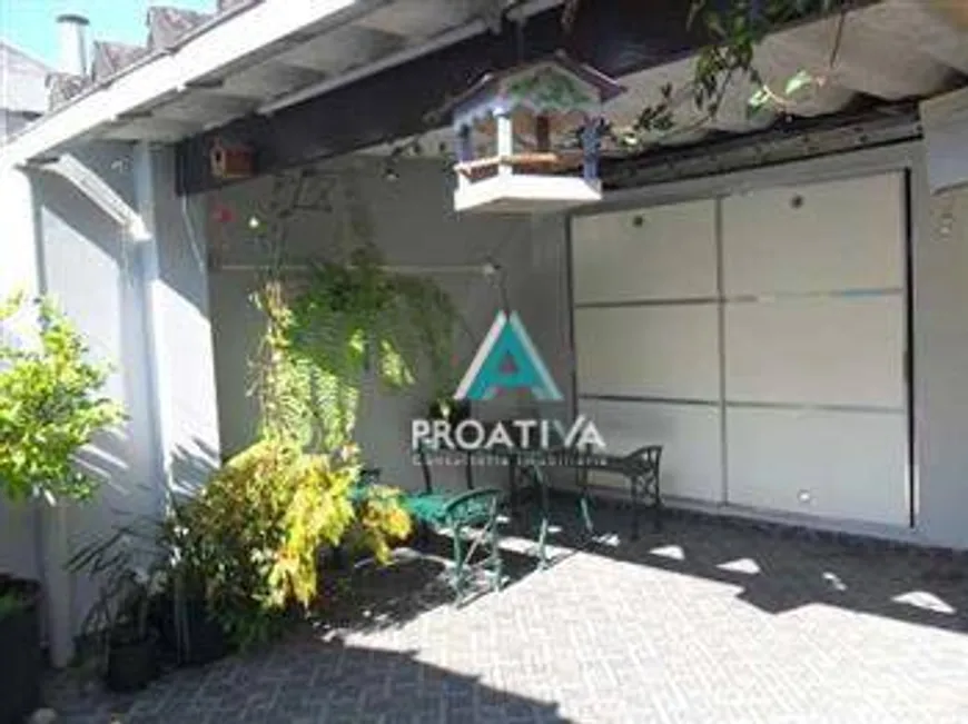 Foto 1 de Casa com 2 Quartos à venda, 154m² em Santa Maria, Santo André