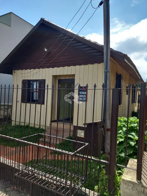 Foto 1 de Casa com 2 Quartos à venda, 131m² em São José, Porto Alegre