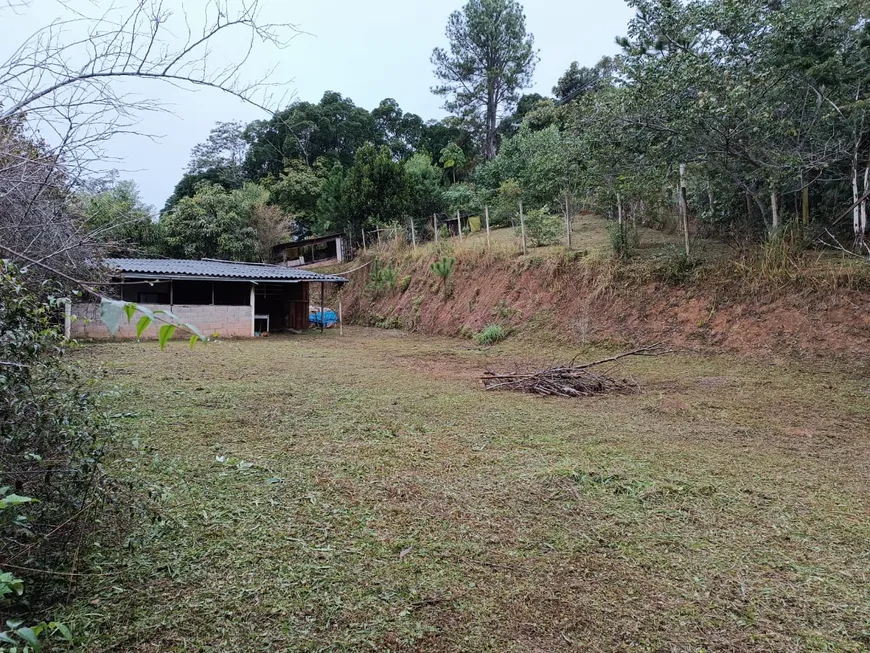 Foto 1 de Fazenda/Sítio com 2 Quartos à venda, 20000m² em Centro, Juquitiba