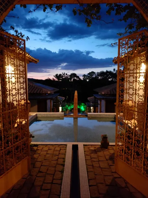 Foto 1 de Fazenda/Sítio com 12 Quartos à venda, 360m² em , Brumadinho