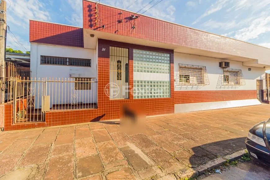 Foto 1 de Casa com 4 Quartos à venda, 500m² em Partenon, Porto Alegre