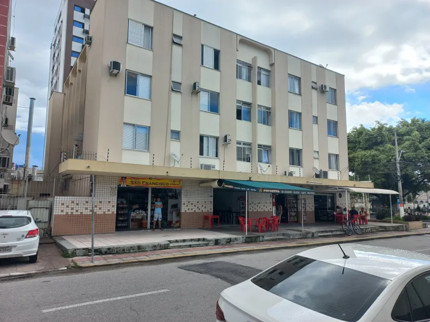 Foto 1 de Ponto Comercial à venda, 54m² em Kobrasol, São José