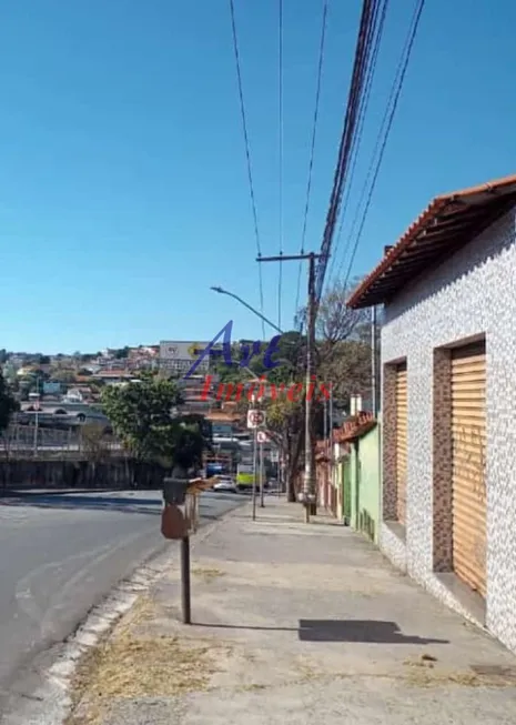 Foto 1 de Galpão/Depósito/Armazém para alugar, 180m² em Candelaria, Belo Horizonte