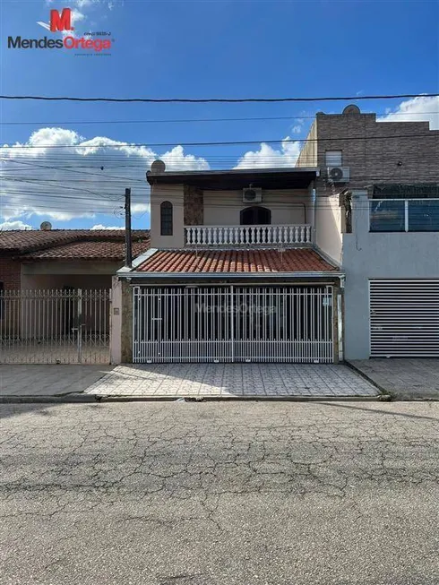 Foto 1 de Casa com 3 Quartos à venda, 215m² em Jardim Abaete, Sorocaba