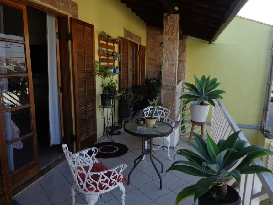 Foto 1 de Casa com 3 Quartos à venda, 167m² em Jardim Santa Filomena, Itatiba