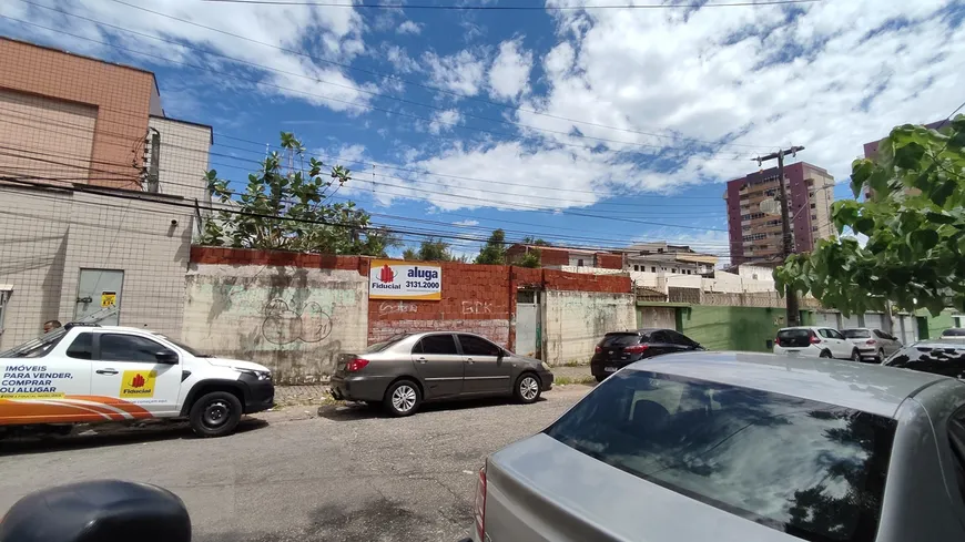 Foto 1 de Lote/Terreno para alugar, 388m² em Dionísio Torres, Fortaleza