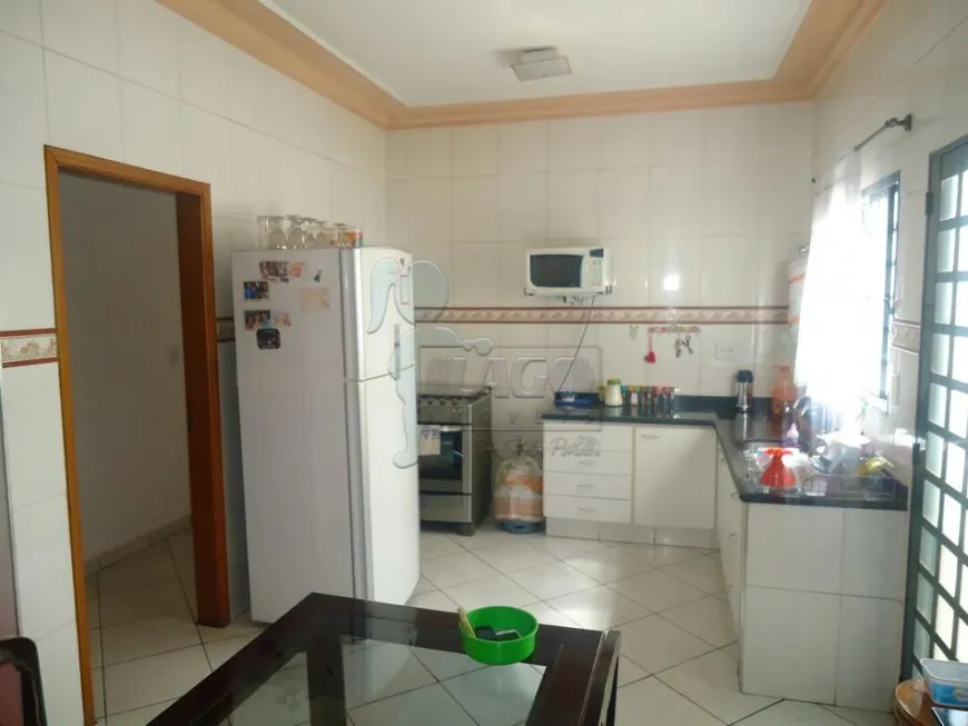 Foto 1 de Casa com 3 Quartos à venda, 189m² em VILA VIRGINIA, Ribeirão Preto