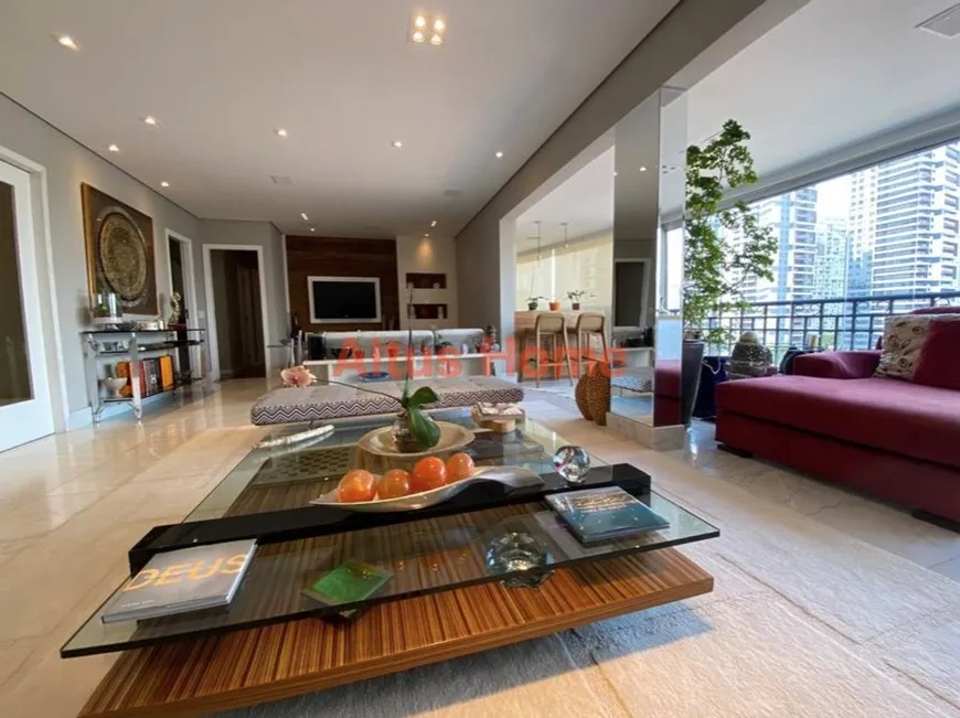 Foto 1 de Apartamento com 2 Quartos à venda, 170m² em Brooklin, São Paulo