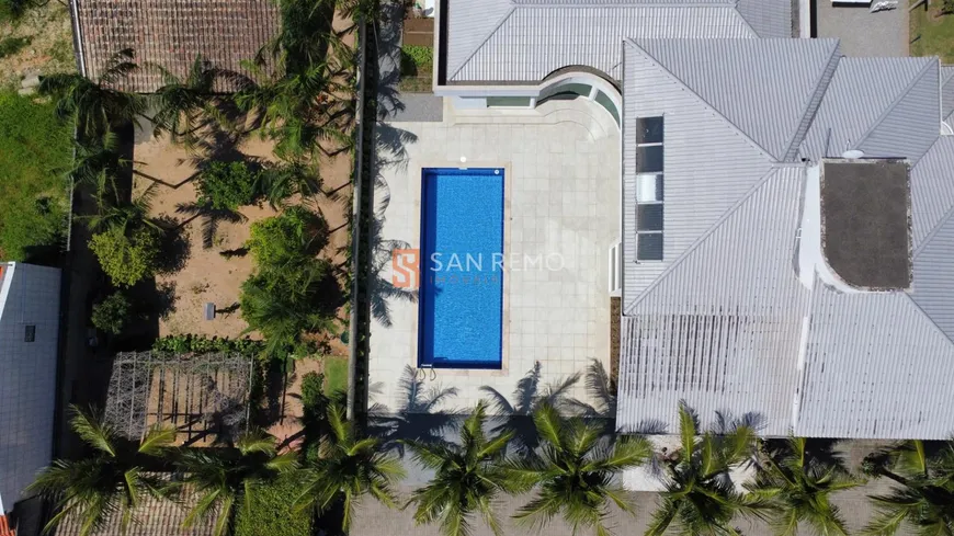 Foto 1 de Casa com 4 Quartos à venda, 550m² em Fazenda Santo Antonio, São José