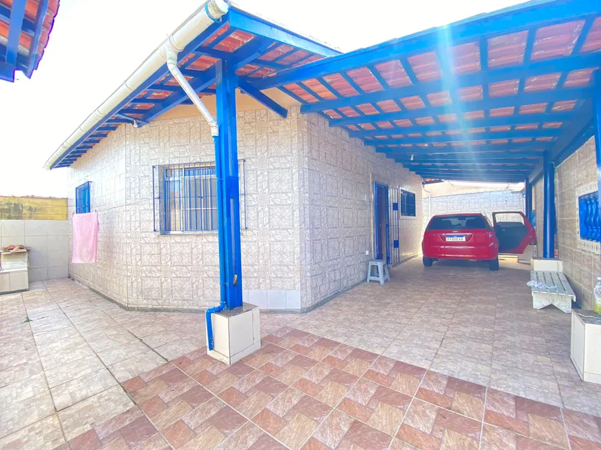 Foto 1 de Casa com 2 Quartos à venda, 88m² em Balneario Plataforma, Mongaguá