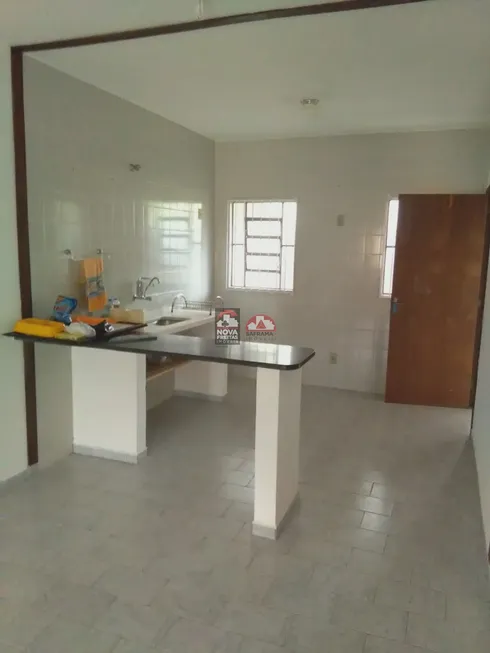 Foto 1 de Casa com 2 Quartos à venda, 81m² em Martim de Sa, Caraguatatuba