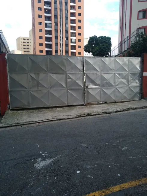 Foto 1 de Lote/Terreno para alugar, 672m² em Cambuci, São Paulo