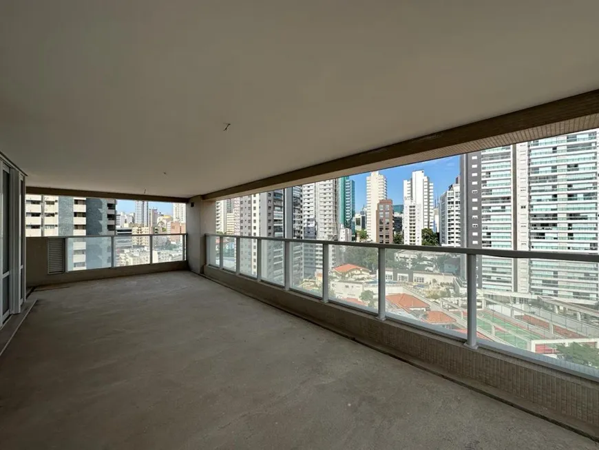 Foto 1 de Apartamento com 4 Quartos à venda, 272m² em Aclimação, São Paulo