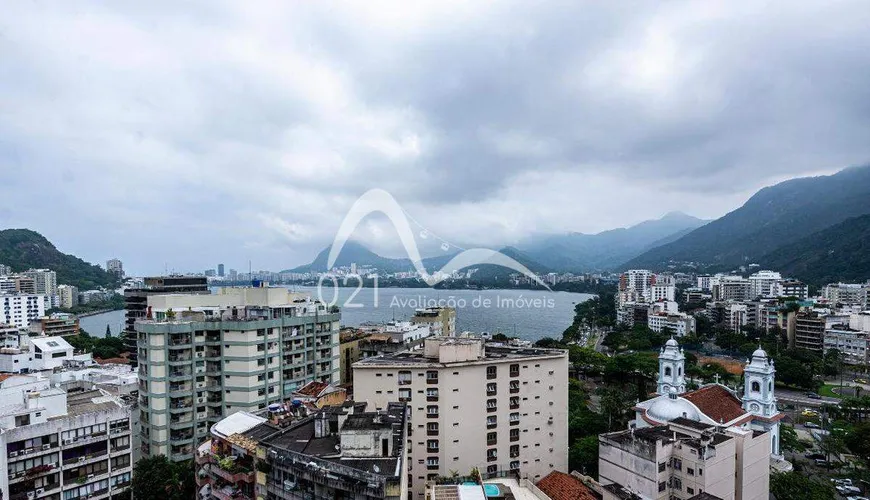 Foto 1 de Apartamento com 4 Quartos à venda, 197m² em Lagoa, Rio de Janeiro