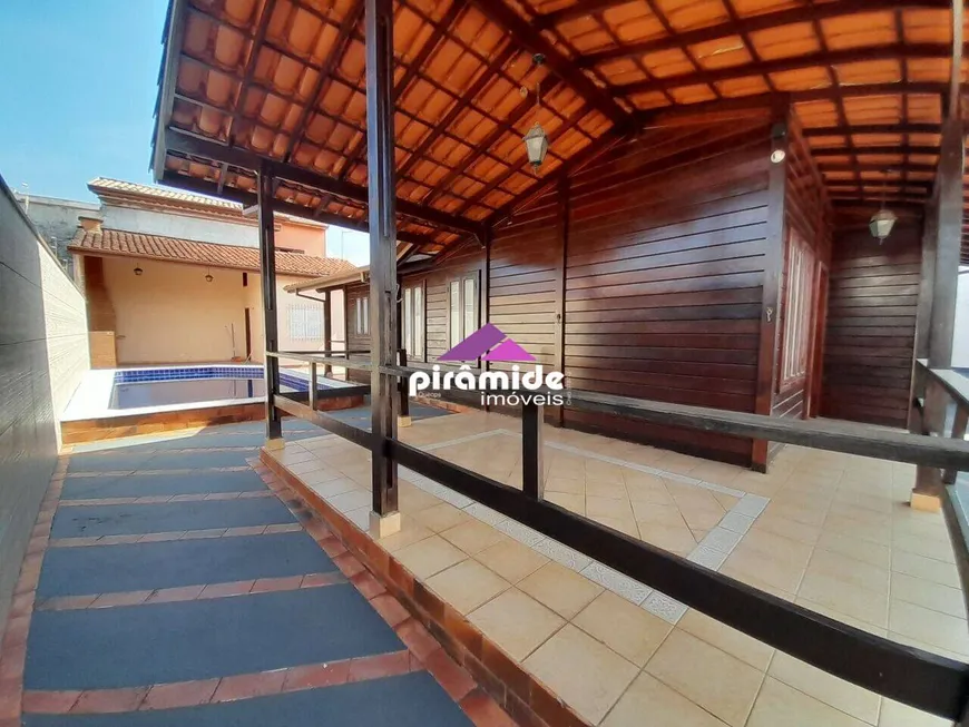 Foto 1 de Casa com 4 Quartos à venda, 100m² em Porto Novo, Caraguatatuba