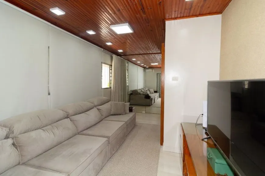 Foto 1 de Casa com 3 Quartos à venda, 295m² em Jardim Alvorada, Cambé