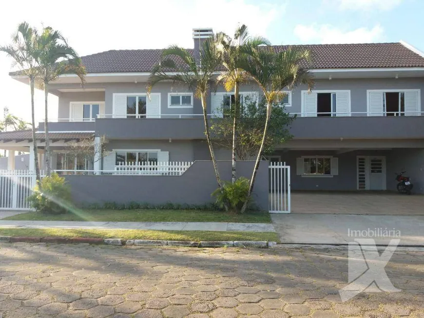 Foto 1 de Casa com 5 Quartos para alugar, 300m² em Atami, Pontal do Paraná