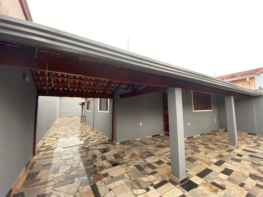 Foto 1 de Casa com 2 Quartos à venda, 130m² em Jardim Nossa Senhora de Fátima, Limeira