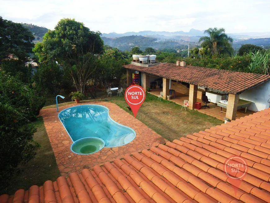 Foto 1 de Casa com 4 Quartos à venda, 170m² em Retiro do Brumado, Brumadinho