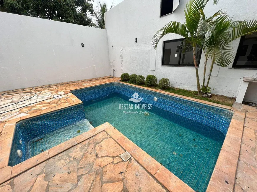 Foto 1 de Casa com 4 Quartos à venda, 277m² em Cidade Jardim, Uberlândia