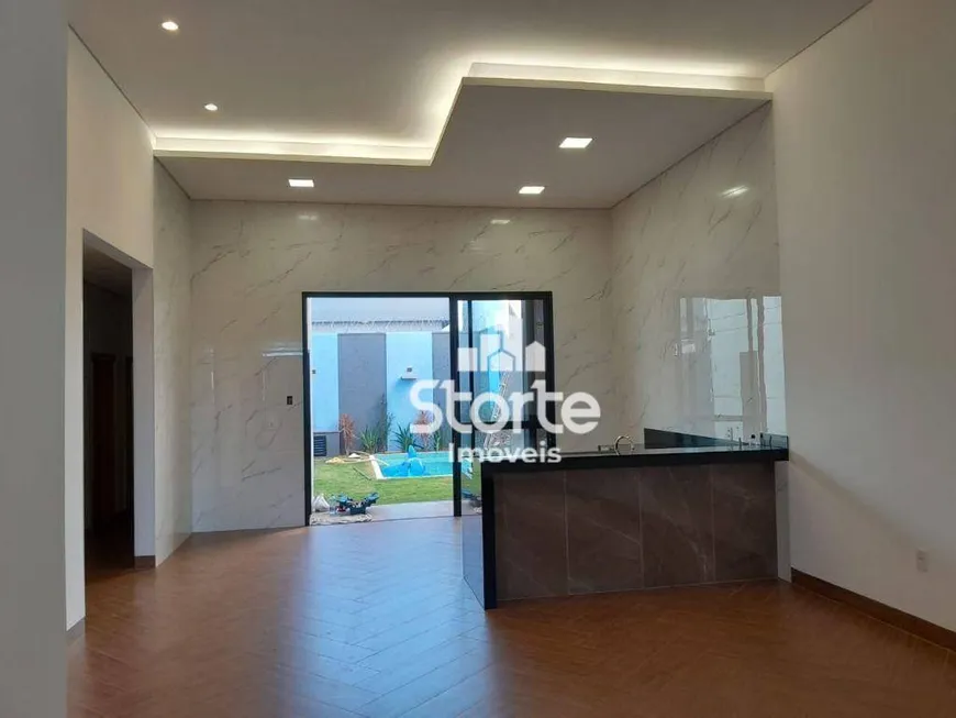 Foto 1 de Casa com 3 Quartos à venda, 165m² em Loteamento Bem Viver, Uberlândia