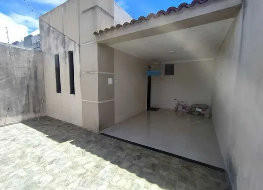 Foto 1 de Casa com 2 Quartos à venda, 85m² em Patamares, Salvador