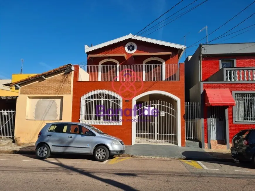 Foto 1 de Sobrado com 3 Quartos à venda, 195m² em Vianelo, Jundiaí