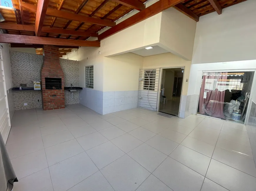 Foto 1 de Casa com 3 Quartos à venda, 140m² em Dom Avelar, Petrolina