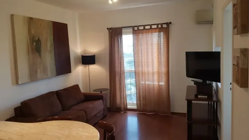 Foto 1 de Flat com 1 Quarto para alugar, 33m² em Vila Olímpia, São Paulo