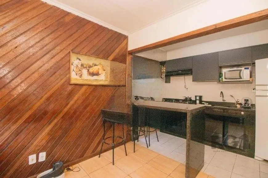 Foto 1 de Apartamento com 2 Quartos à venda, 46m² em Santa Rosa de Lima, Porto Alegre