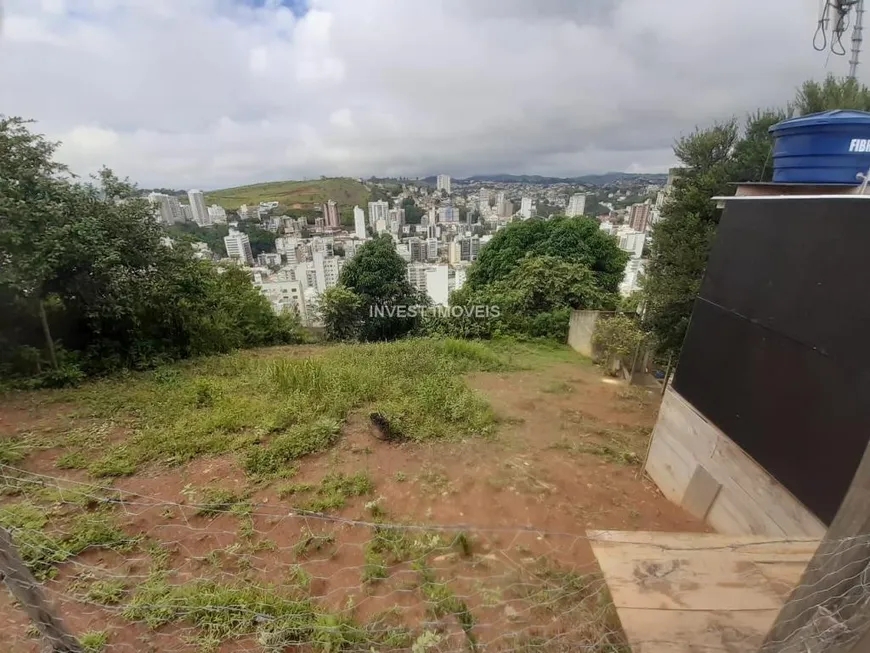 Foto 1 de Lote/Terreno à venda, 308m² em Bom Pastor, Juiz de Fora