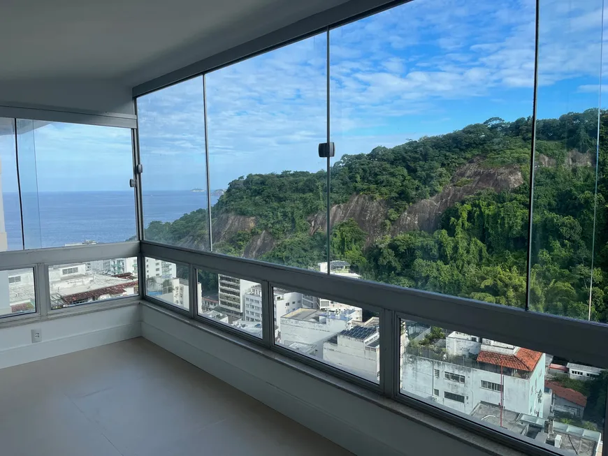 Foto 1 de Apartamento com 3 Quartos à venda, 95m² em Leblon, Rio de Janeiro