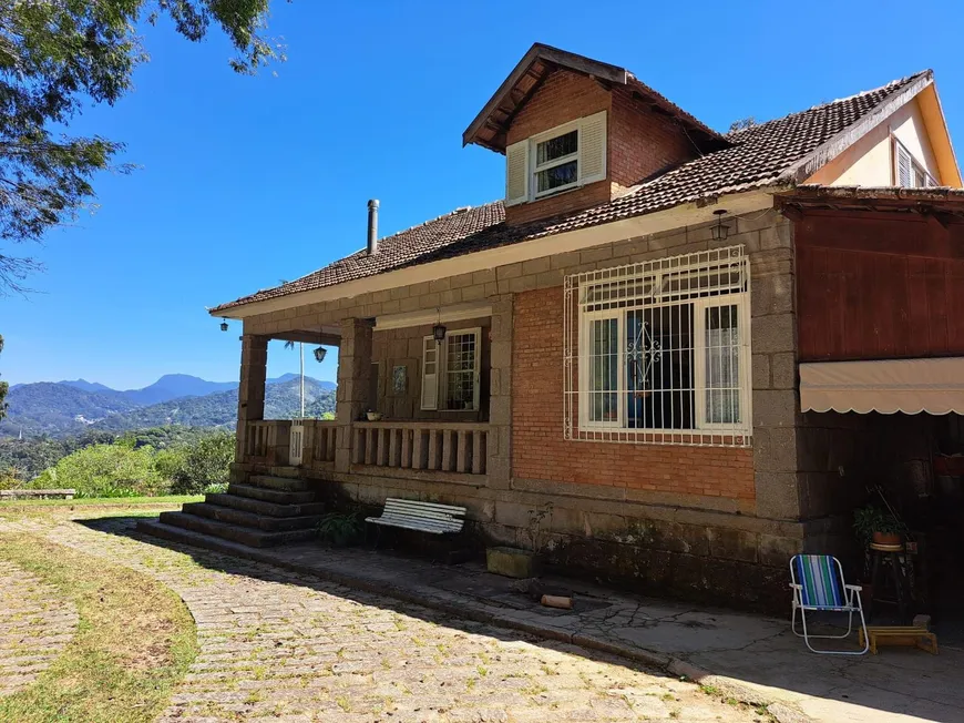 Foto 1 de Casa com 5 Quartos à venda, 219m² em Centro, Petrópolis