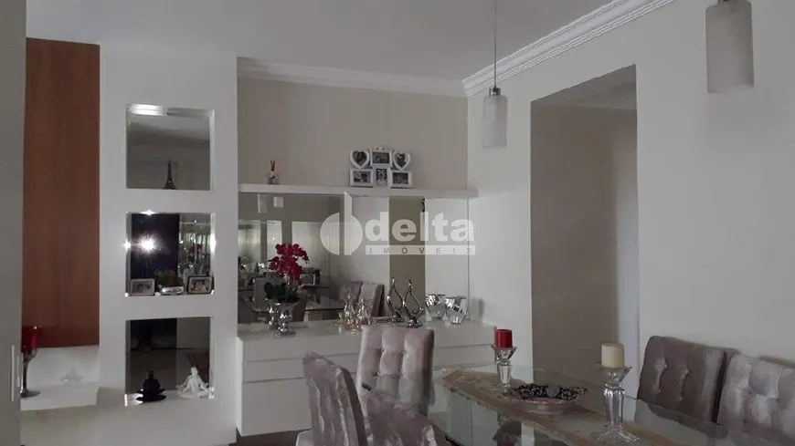 Foto 1 de Apartamento com 4 Quartos à venda, 136m² em Vigilato Pereira, Uberlândia