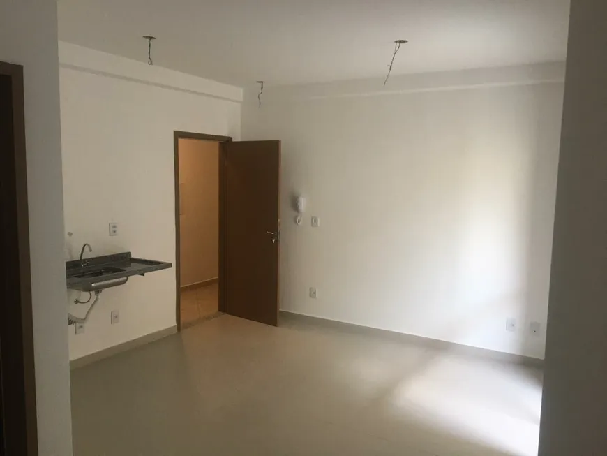 Foto 1 de Apartamento com 1 Quarto à venda, 40m² em Quinta da Paineira, São Paulo