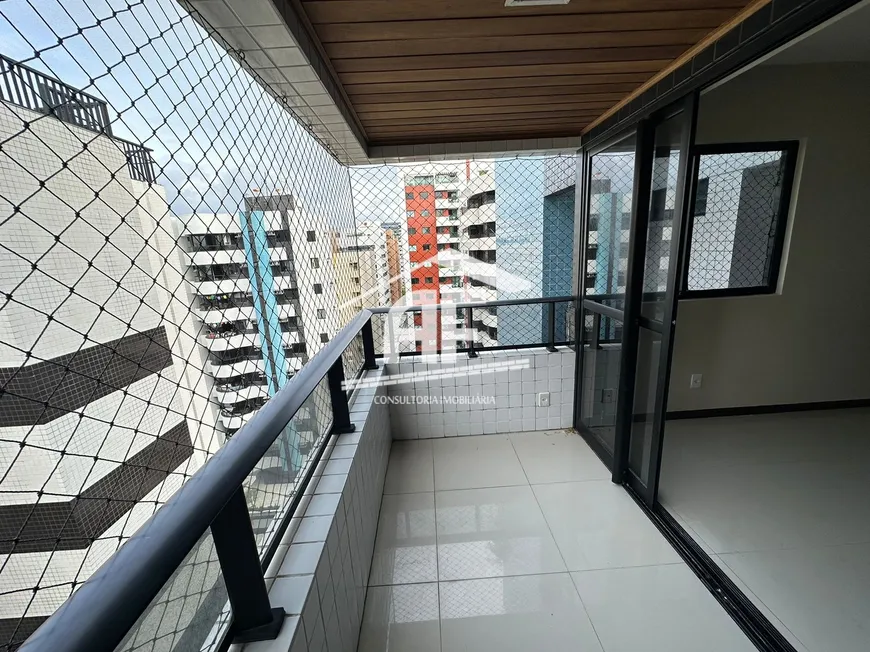 Foto 1 de Apartamento com 4 Quartos à venda, 94m² em Ponta Verde, Maceió