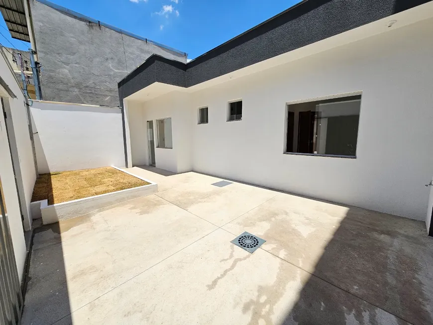 Foto 1 de Casa com 3 Quartos à venda, 59m² em Icaivera, Contagem