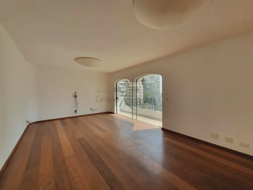 Foto 1 de Apartamento com 3 Quartos à venda, 196m² em Jardim Paulista, São Paulo
