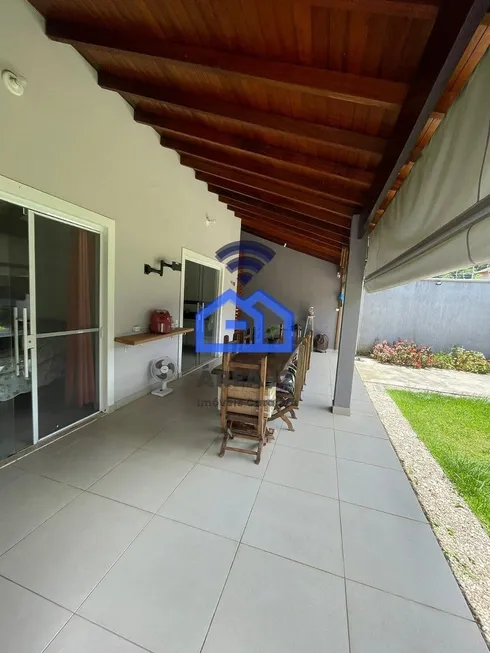 Foto 1 de Casa com 3 Quartos à venda, 140m² em Cidade Jardim, Caraguatatuba