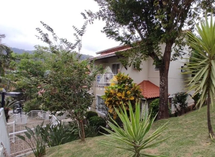 Foto 1 de Casa de Condomínio com 4 Quartos à venda, 117m² em Freguesia- Jacarepaguá, Rio de Janeiro