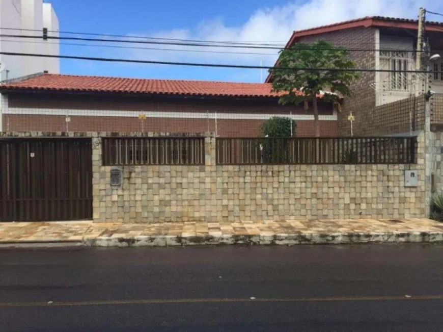 Foto 1 de Casa com 3 Quartos à venda, 306m² em Inácio Barbosa, Aracaju