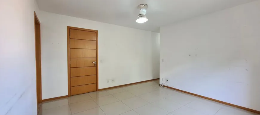 Foto 1 de Apartamento com 2 Quartos para alugar, 65m² em Taquara, Rio de Janeiro