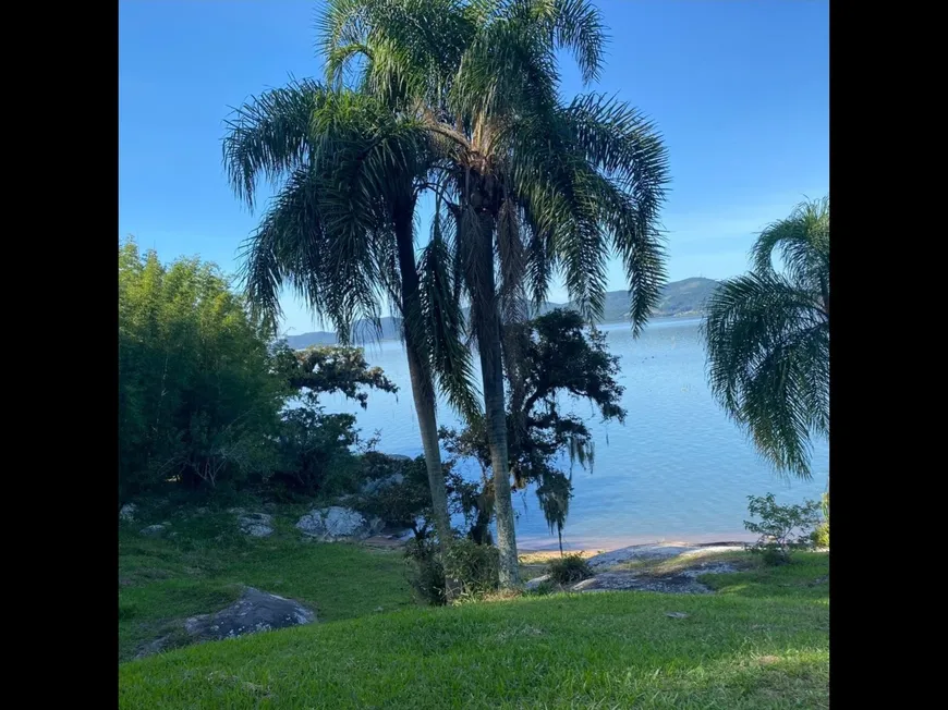 Foto 1 de Fazenda/Sítio com 4 Quartos à venda, 110000m² em Zona Rural, Imaruí