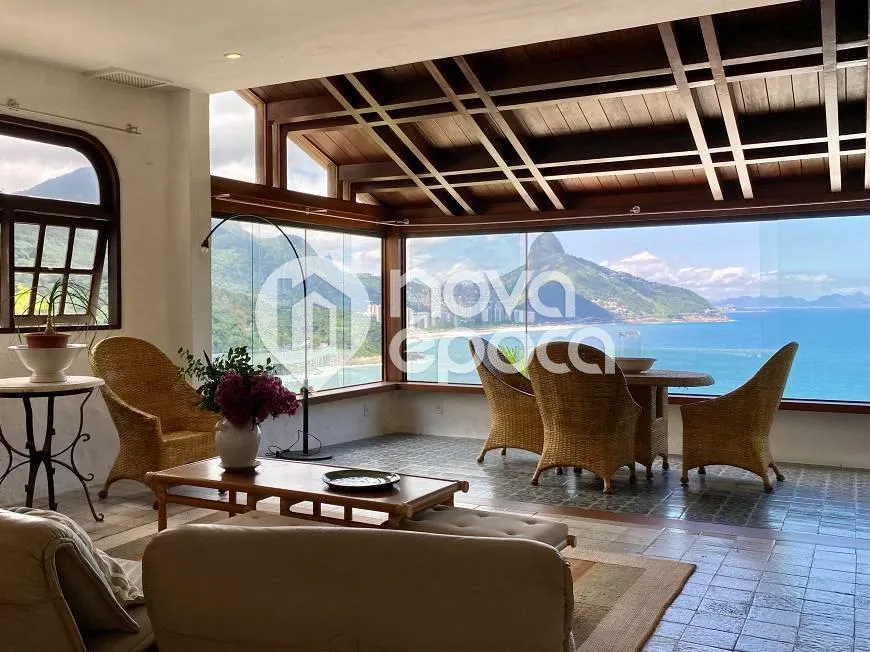 Foto 1 de Casa com 4 Quartos à venda, 560m² em Joá, Rio de Janeiro