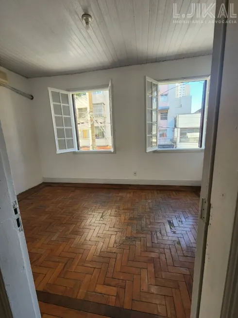 Foto 1 de Sobrado com 2 Quartos à venda, 100m² em Bom Retiro, São Paulo