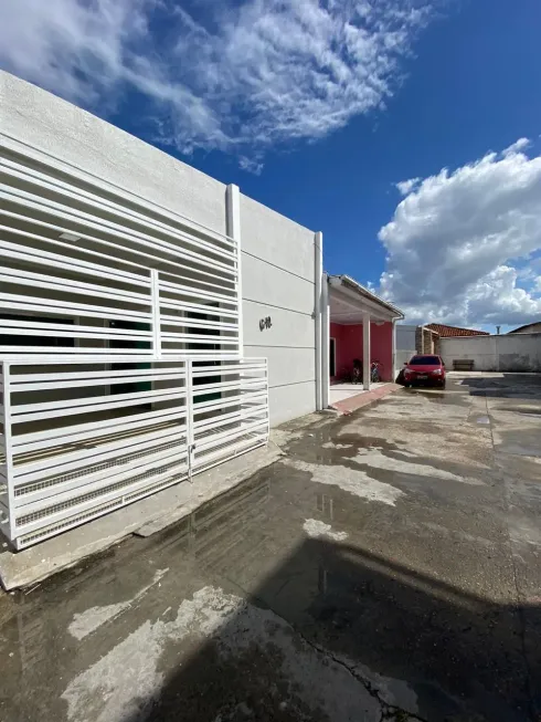 Foto 1 de Casa de Condomínio com 2 Quartos para alugar, 65m² em Flores, Manaus